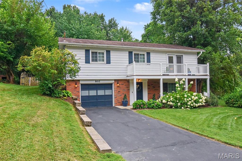 Homes for sale in Collinsville, IL | 802 Oran St, Collinsville, IL 62234 | MLS# MIS26046988