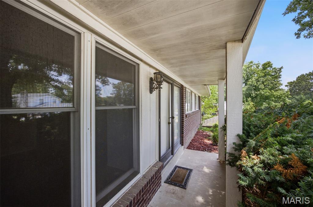 5th image of 1001 Bridgeport Dr, Ellisville, MO 63011 | MLS# MIS26046999
