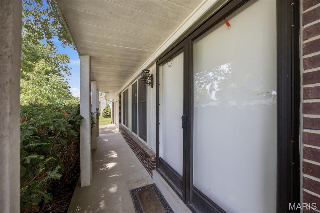 4th image of 1001 Bridgeport Dr, Ellisville, MO 63011 | MLS# MIS26046999