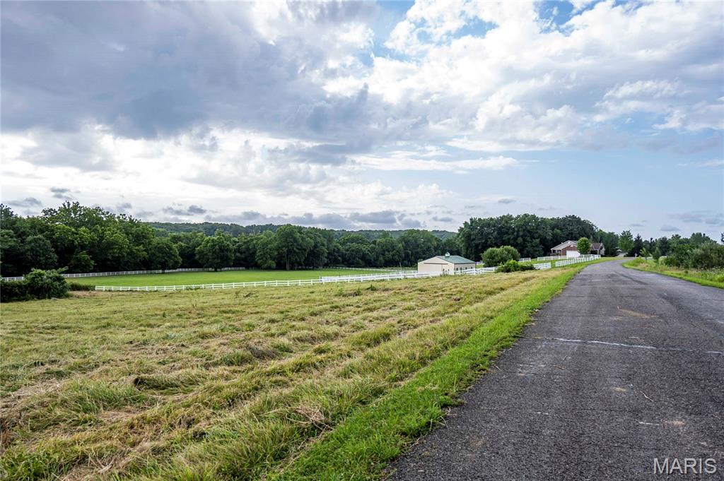 4th image of 60 & 70 Spring House Ln, Troy, MO 63379 | MLS# MIS26047004