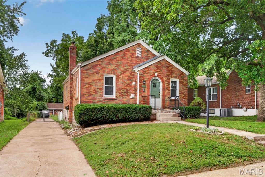 2nd image of 7626 Fairham Ave, Saint Louis, MO 63130 | MLS# MIS26047013