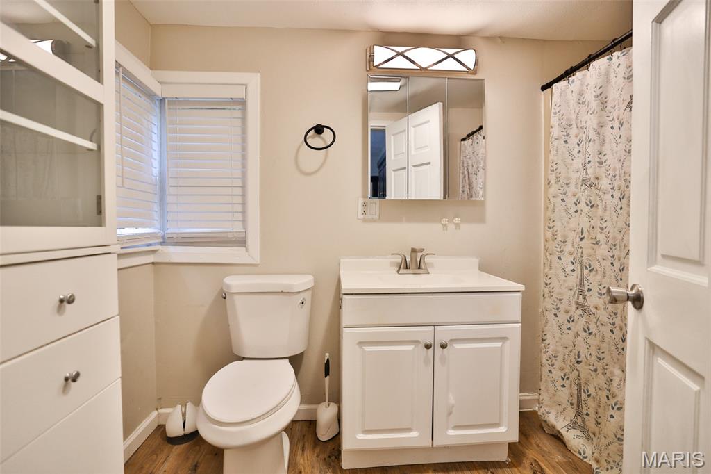 5th image of 522 Shelly St, Alton, IL 62002 | MLS# MIS26047016