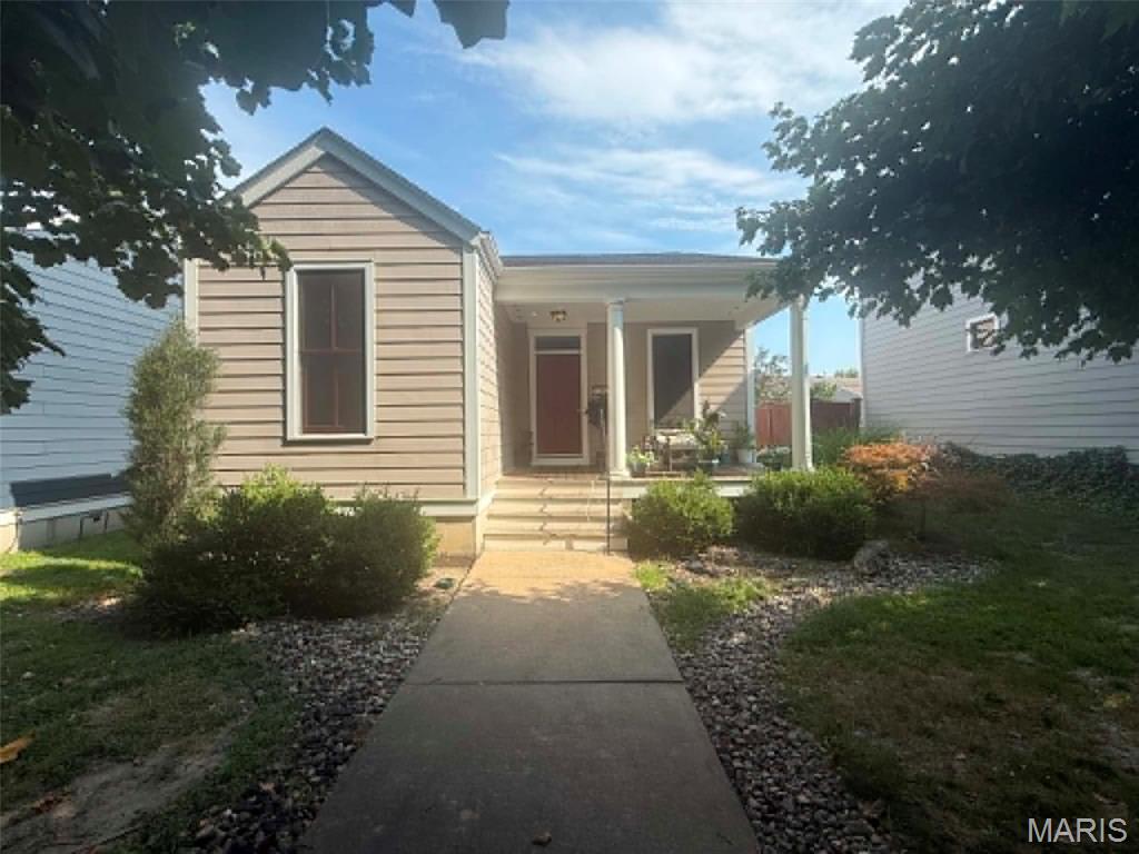 1st image of 3405 Banner St, St Charles, MO 63301 | MLS# MIS26047018