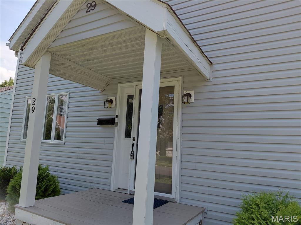 2nd image of 29 N Michigan Ave, Belleville, IL 62221 | MLS# MIS26047026