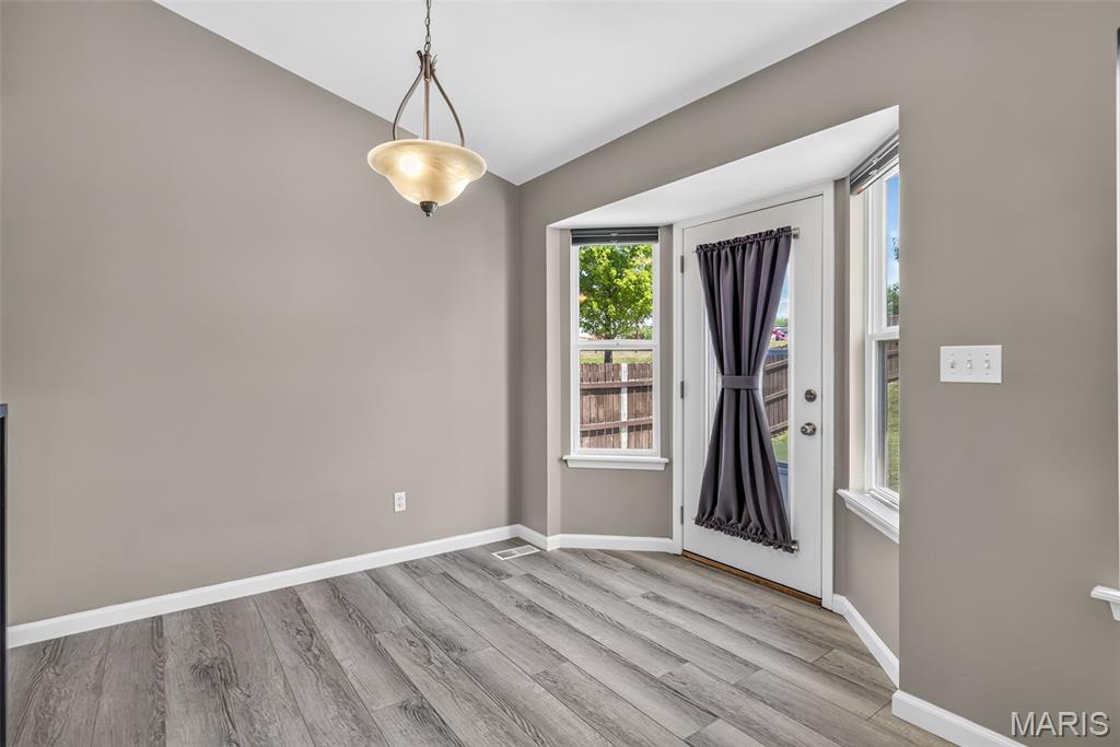 5th image of 500 Osprey Ct, Winfield, MO 63389 | MLS# MIS26047054