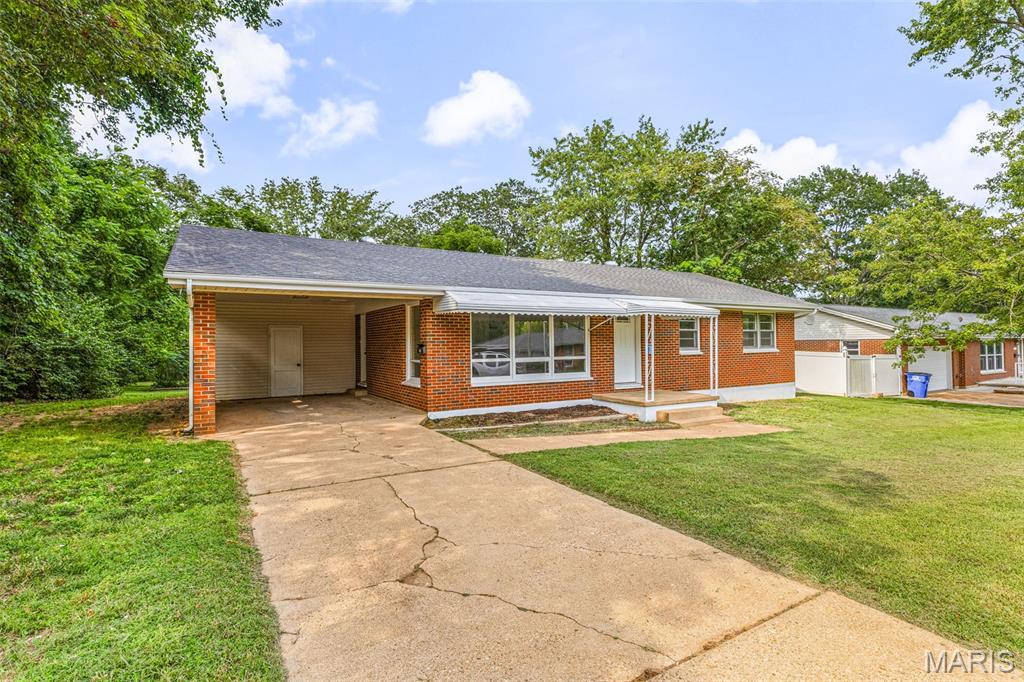 2nd image of 207 Carter St, Farmington, MO 63640 | MLS# MIS26047058