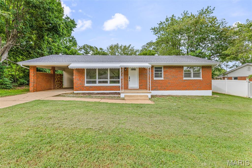 1st image of 207 Carter St, Farmington, MO 63640 | MLS# MIS26047058