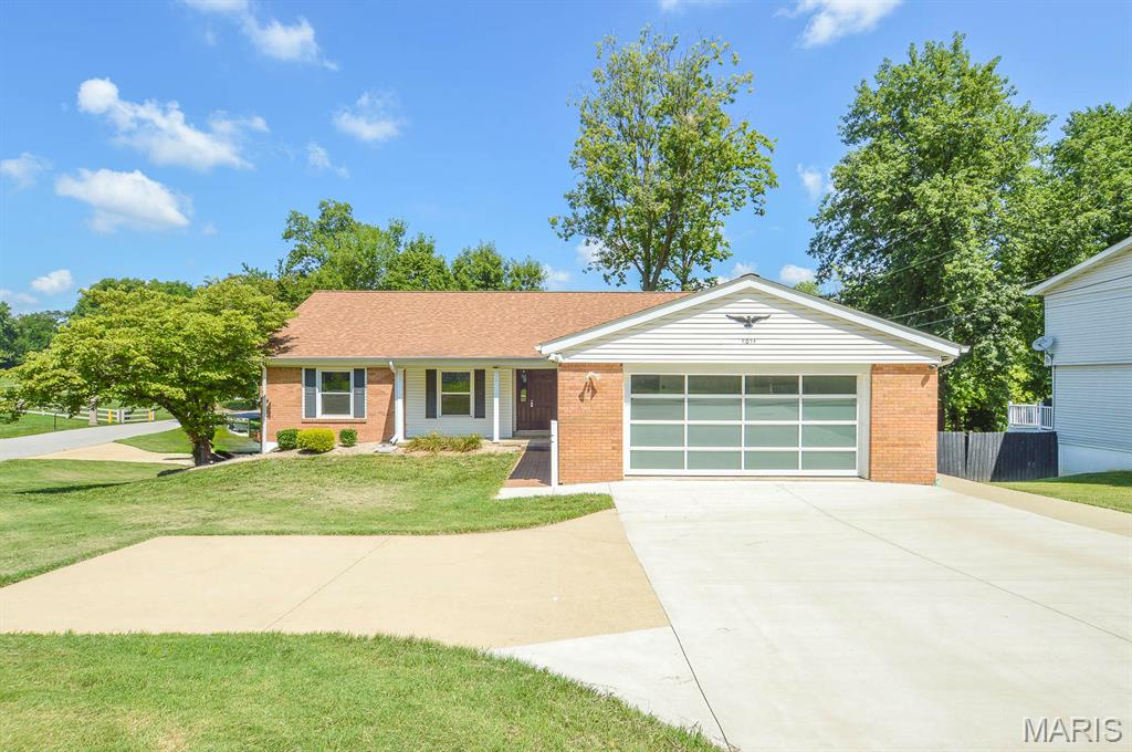 Homes for sale in Lebanon, IL | 1011 Belleville St, Lebanon, IL 62254 | MLS# MIS26047161