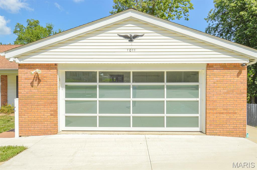 Homes for sale in Lebanon, IL | 1011 Belleville St, Lebanon, IL 62254 | MLS# MIS26047161