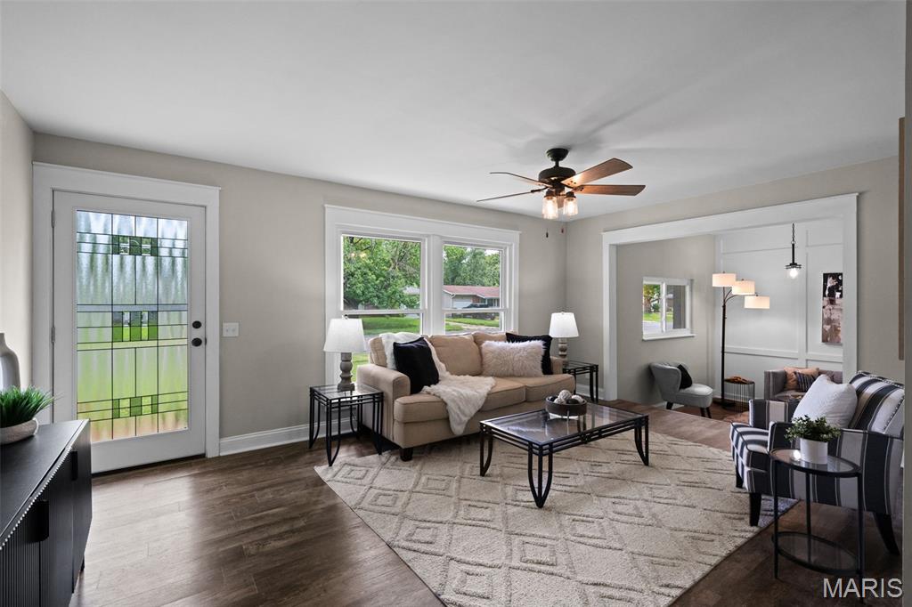 3rd image of 245 Humes Ln, Florissant, MO 63031 | MLS# MIS26047180