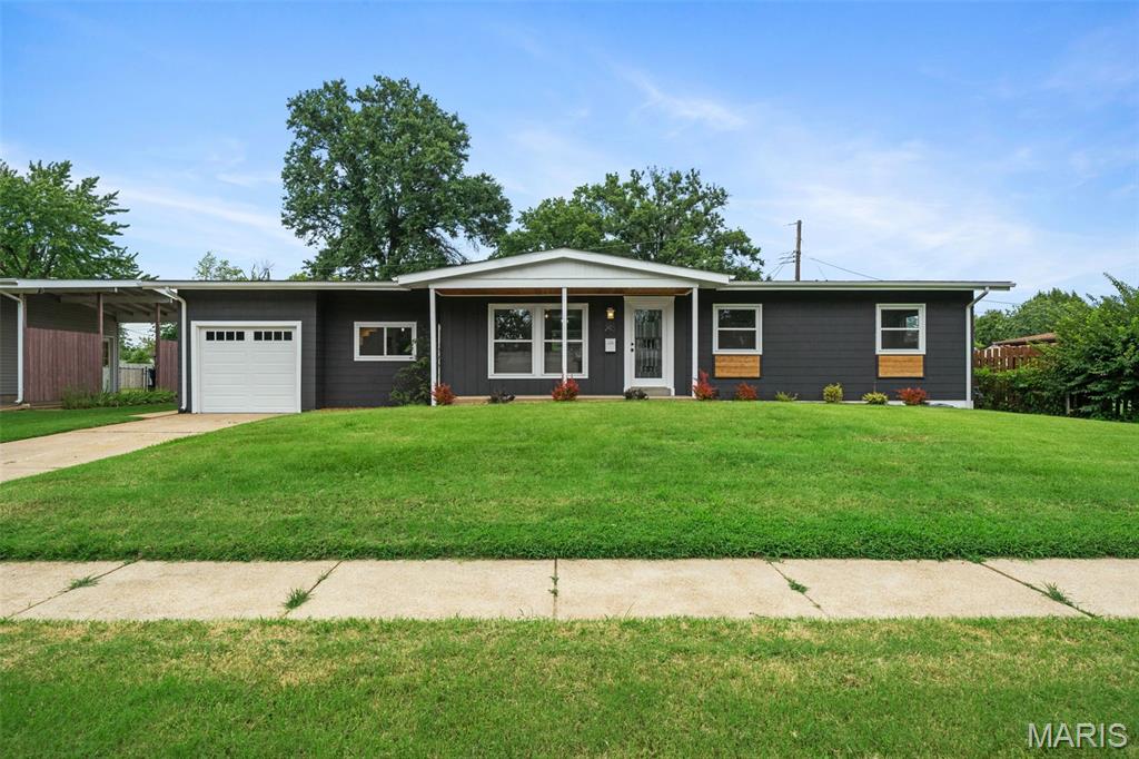 1st image of 245 Humes Ln, Florissant, MO 63031 | MLS# MIS26047180