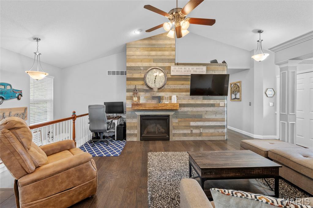Homes for sale in Glen Carbon, IL | 7022 Richmond Dr, Glen Carbon, IL 62034 | MLS# MIS26047200