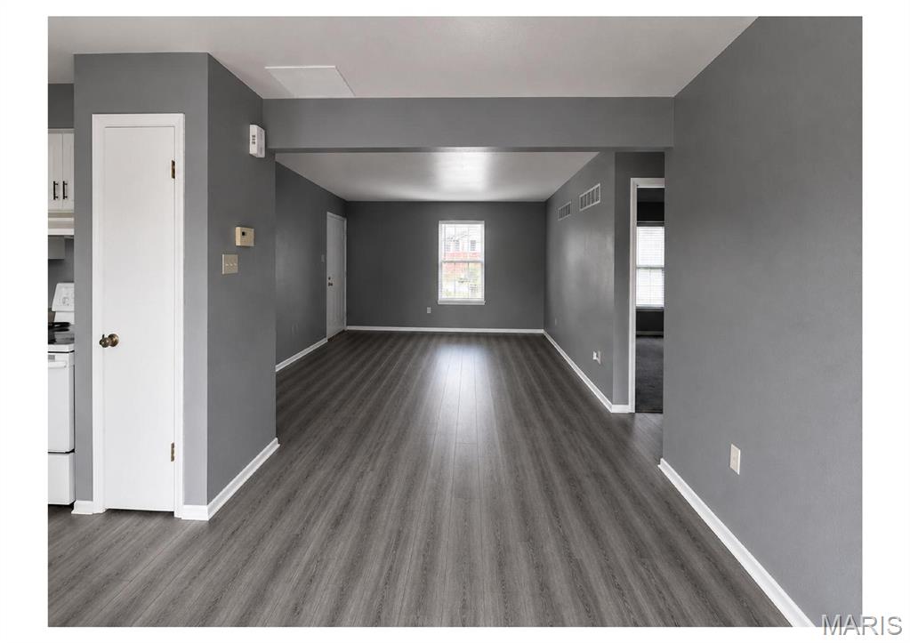 3rd image of 2007 New Sun Dr, Florissant, MO 63031 | MLS# MIS26047203