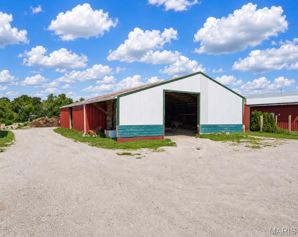 9th image of 28699 Roelker Rd, Wright City, MO 63390 | MLS# MIS26047207