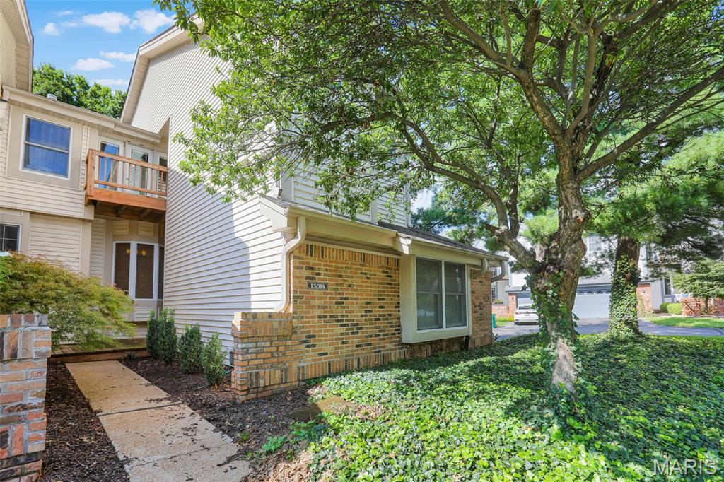 4th image of 13014 Ray Trog Ct, Saint Louis, MO 63146 | MLS# MIS26047214