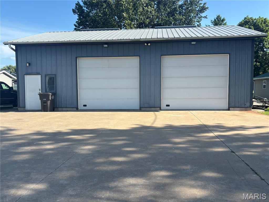 Homes for sale in Jerseyville, IL | 23477 N Centennial Rd, Jerseyville, IL 62052 | MLS# MIS26047256