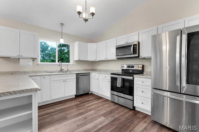 2nd image of 24990 Savannah Pl, Warrenton, MO 63383 | MLS# MIS26047274