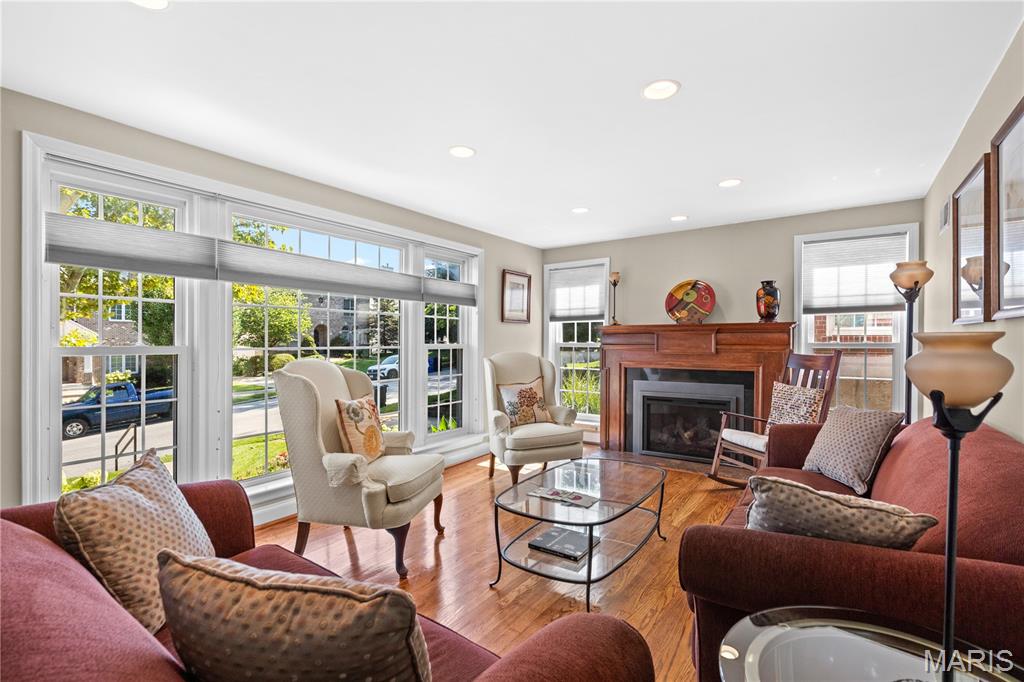 4th image of 7910 Lafon Pl, Saint Louis, MO 63130 | MLS# MIS26047315