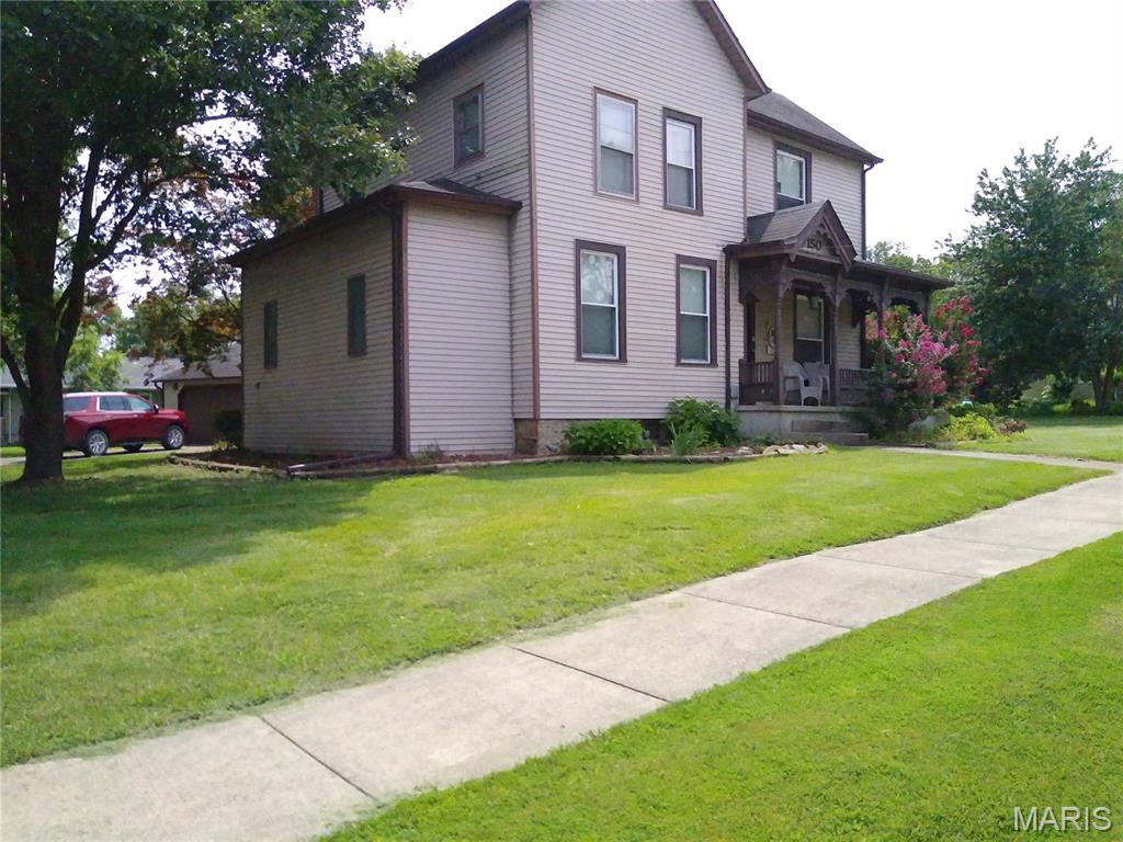 Homes for sale in Sparta, IL | 150 W 2Nd St, Sparta, IL 62286 | MLS# MIS26047353