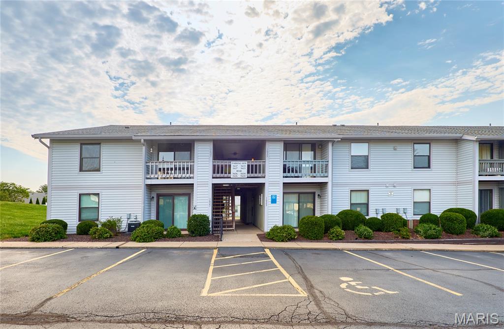 1st image of 1626 Summergate Pkwy #E, Saint Peters, MO 63303 | MLS# MIS26047466