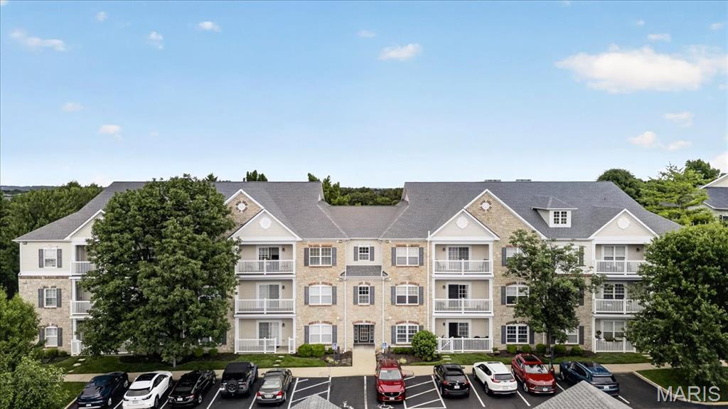 1st image of 5 Monarch Trace Ct #108, Chesterfield, MO 63017 | MLS# MIS26047489