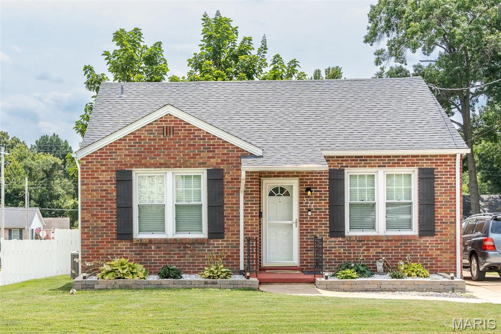 1st image of 524 E 7th St, Washington, MO 63090 | MLS# MIS26047500