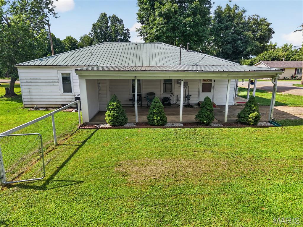 4th image of 308 Thost St, Fredericktown, MO 63645 | MLS# MIS26047548