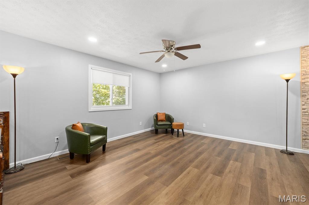4th image of 77 S Meadow Ln, Glen Carbon, IL 62034 | MLS# MIS26047558