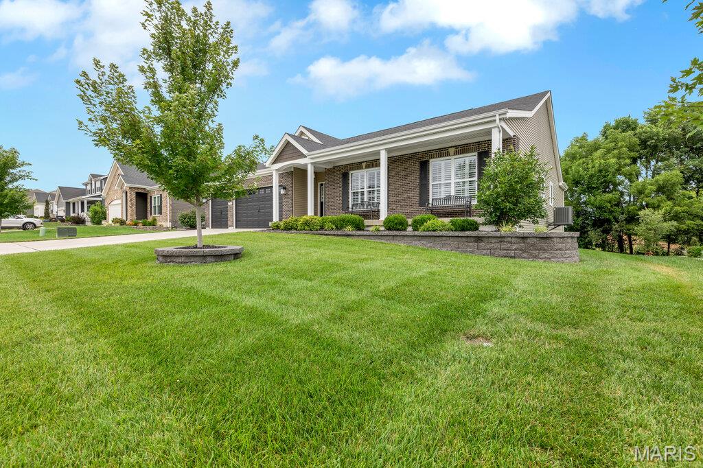5th image of 115 Hannahs Mill Dr, Lake St Louis, MO 63367 | MLS# MIS26047599