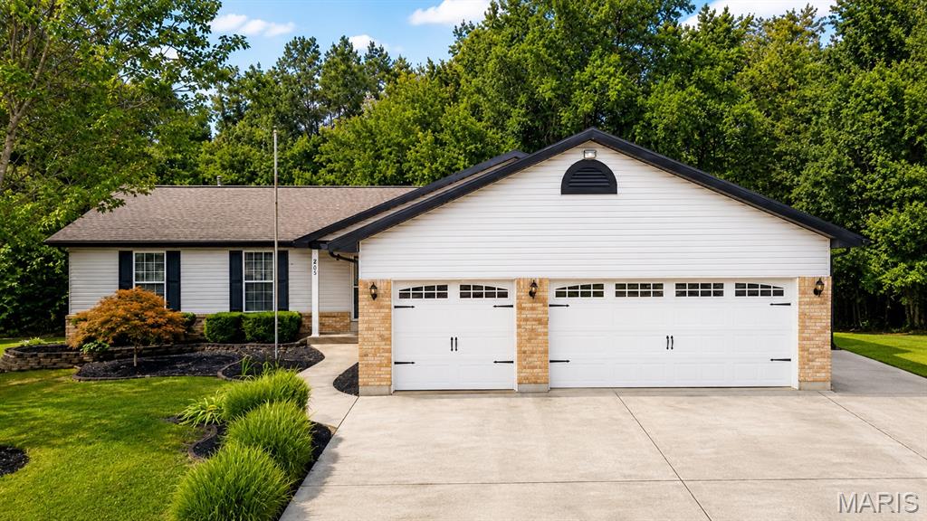 1st image of 411 Bridle Ridge Ct, Wentzville, MO 63385 | MLS# MIS26047684