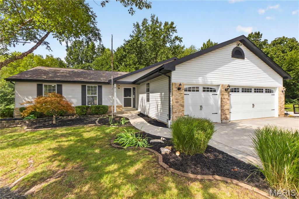 2nd image of 411 Bridle Ridge Ct, Wentzville, MO 63385 | MLS# MIS26047684