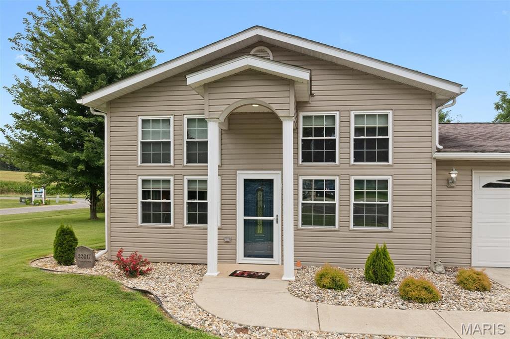 2nd image of 22017 Panorama Dr, Carlyle, IL 62231 | MLS# MIS26047689