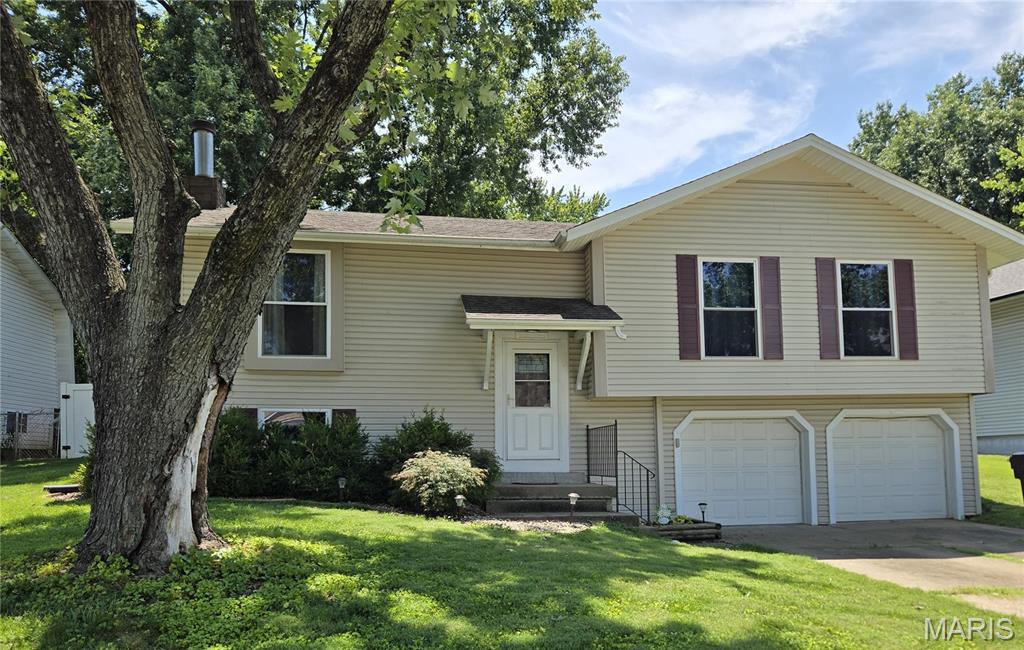 1st image of 3 Jane Dr, Saint Peters, MO 63376 | MLS# MIS26047734