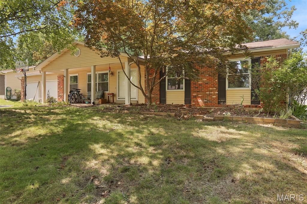 1st image of 13383 Windbrooke Ln, Saint Louis, MO 63146 | MLS# MIS26047810