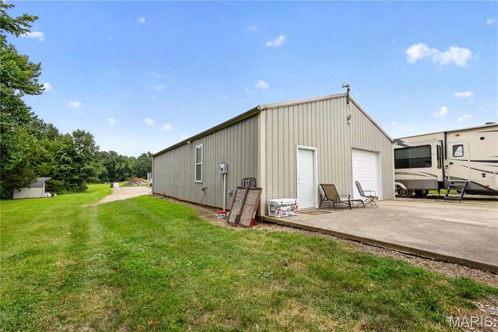 3rd image of 5685 E Sing Dr, Columbia, MO 65202 | MLS# MIS26047839