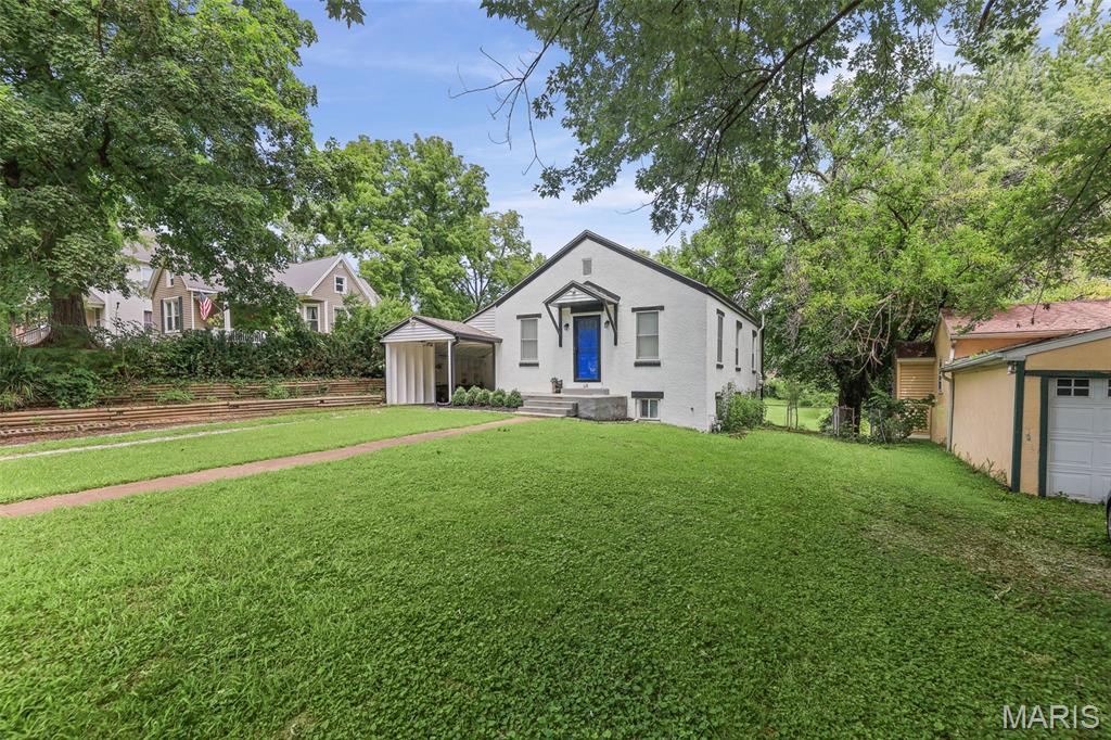 2nd image of 118 Hazel Ave, Belleville, IL 62223 | MLS# MIS26047863
