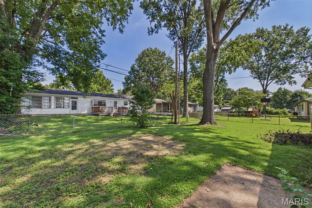 21st image of 1331 Coppergate Ln, Saint Louis, MO 63138 | MLS# MIS26047993