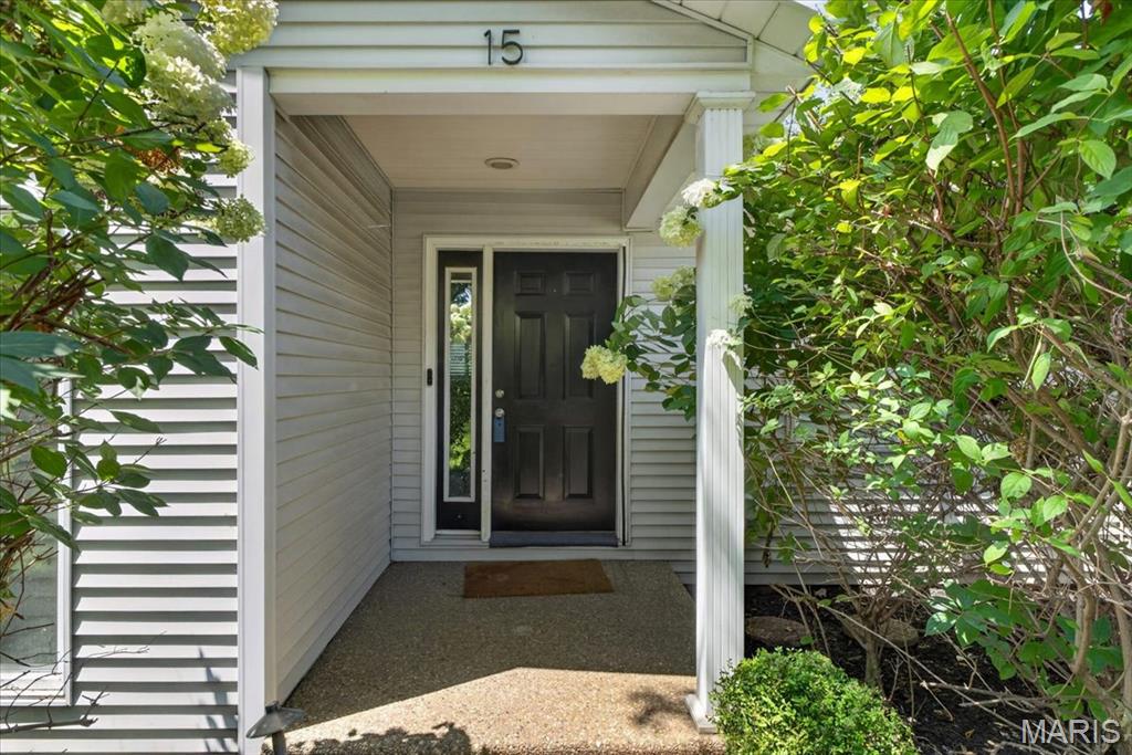 4th image of 15 Dwyer Pl, St Louis, MO 63124 | MLS# MIS26047994