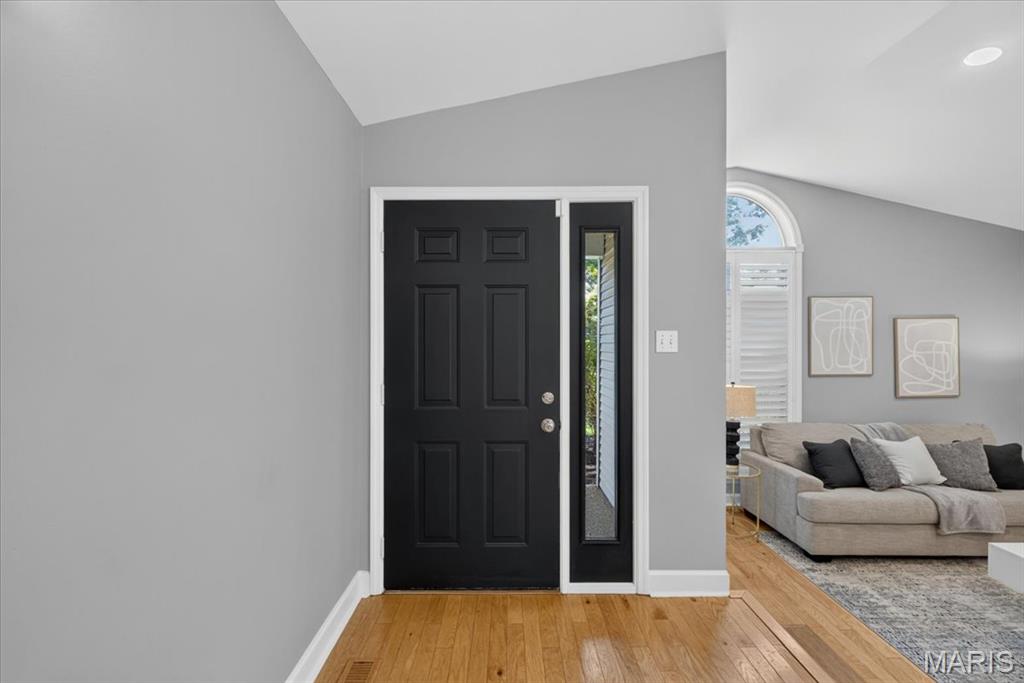 5th image of 15 Dwyer Pl, St Louis, MO 63124 | MLS# MIS26047994