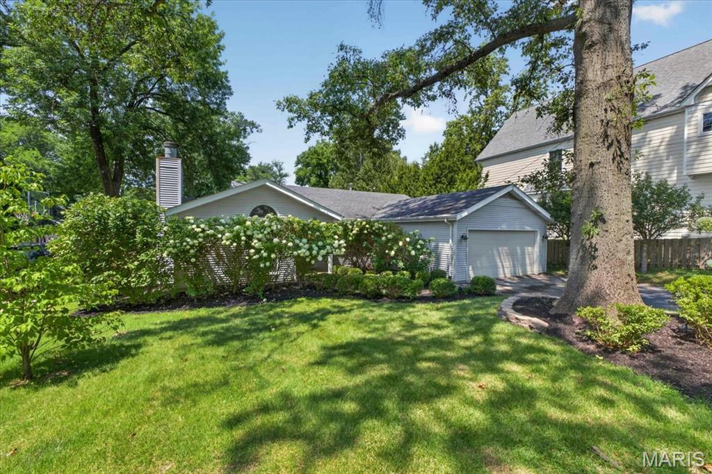 1st image of 15 Dwyer Pl, St Louis, MO 63124 | MLS# MIS26047994