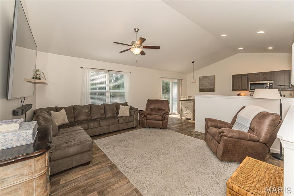 5th image of 162 Williamsburg Lane Lane, Troy, MO 63379 | MLS# MIS26048046