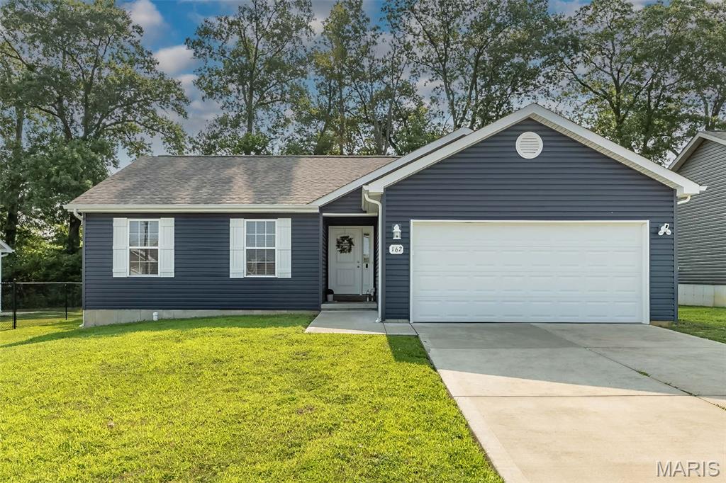 1st image of 162 Williamsburg Lane Lane, Troy, MO 63379 | MLS# MIS26048046