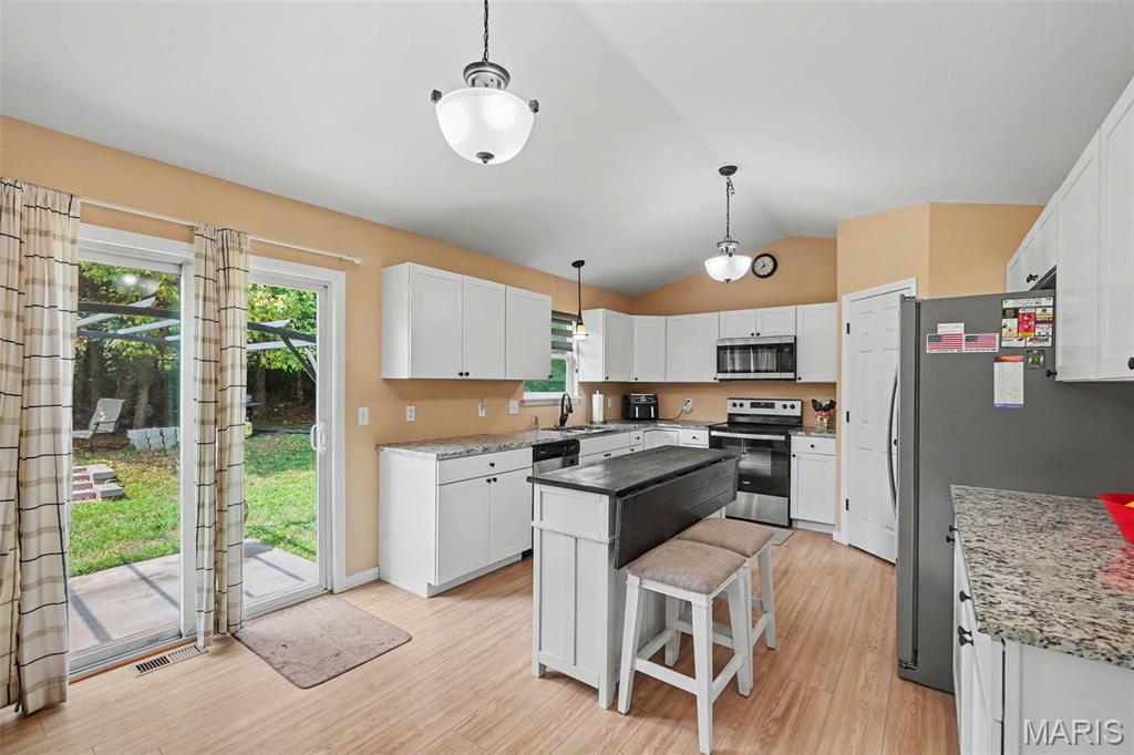 2nd image of 1023 Wrigley Cir, Warrenton, MO 63383 | MLS# MIS26048078