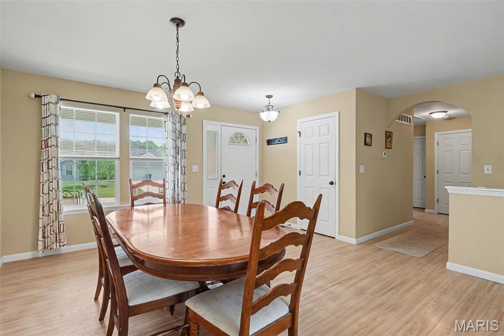 4th image of 1023 Wrigley Cir, Warrenton, MO 63383 | MLS# MIS26048078