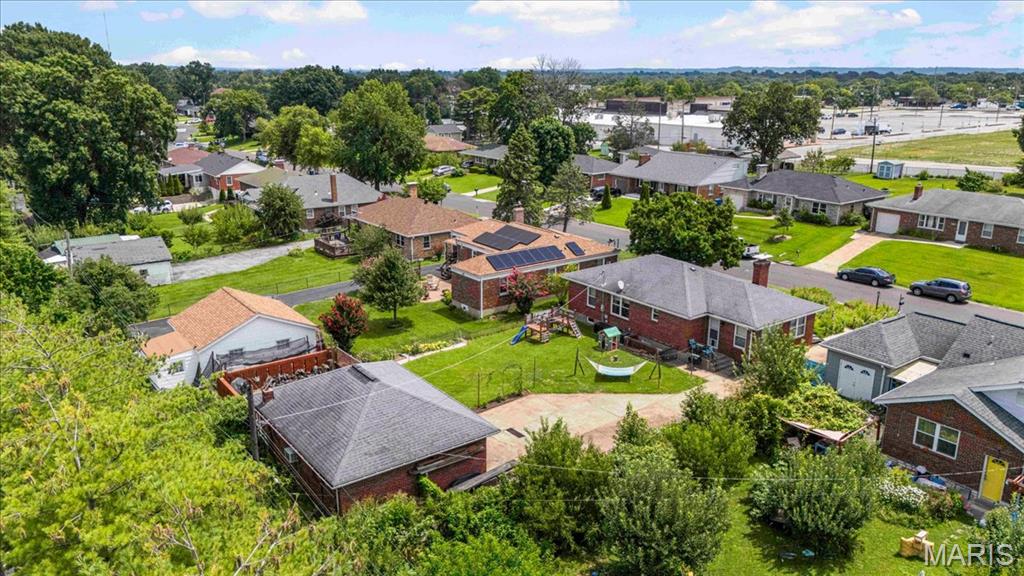 52nd image of 3913 Cordes Dr, Saint Louis, MO 63125 | MLS# MIS26048098
