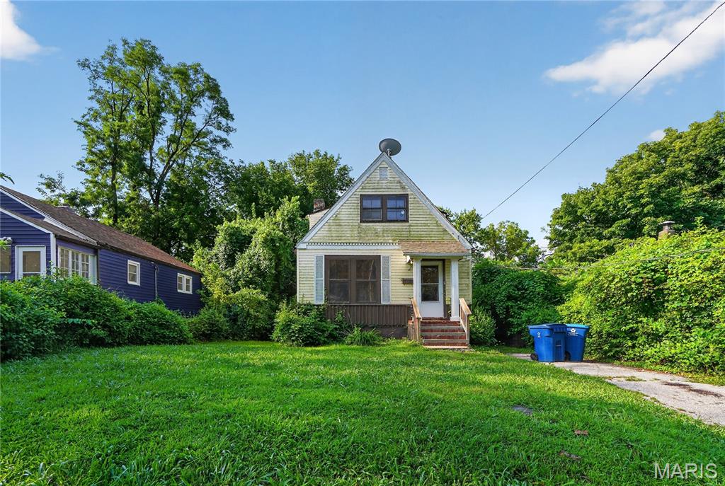 1st image of 422 Scenic Dr, Saint Louis, MO 63137 | MLS# MIS26048125