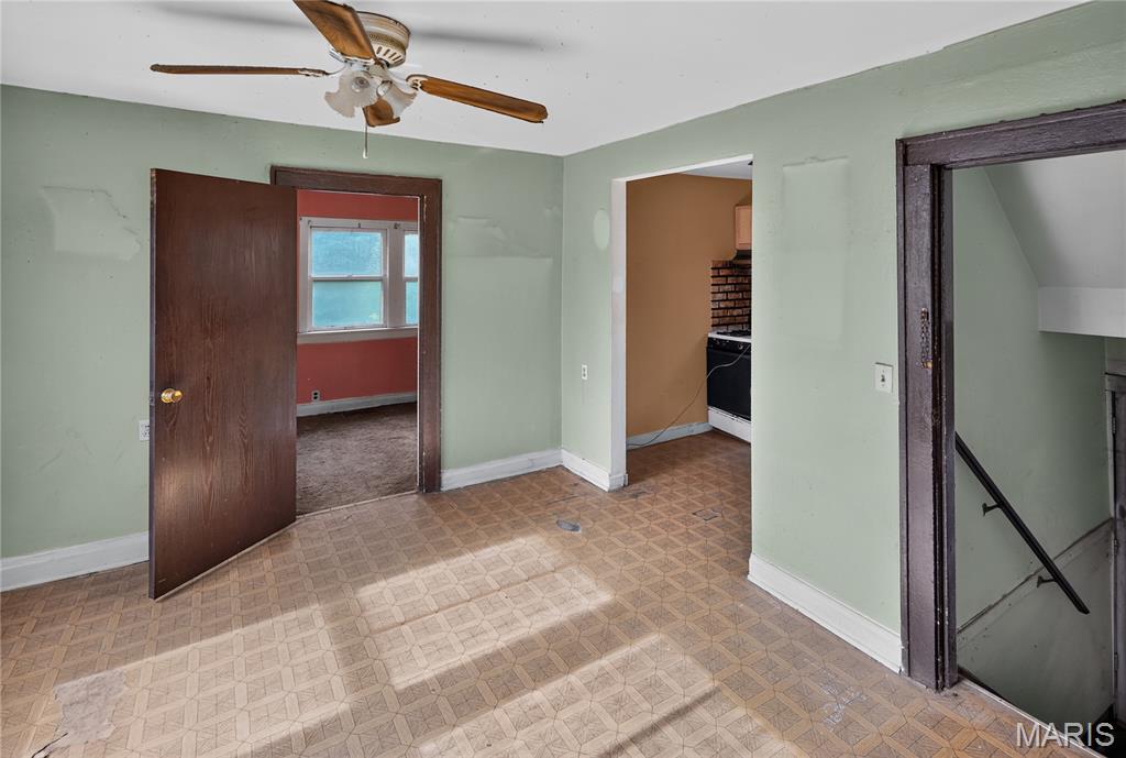 5th image of 422 Scenic Dr, Saint Louis, MO 63137 | MLS# MIS26048125
