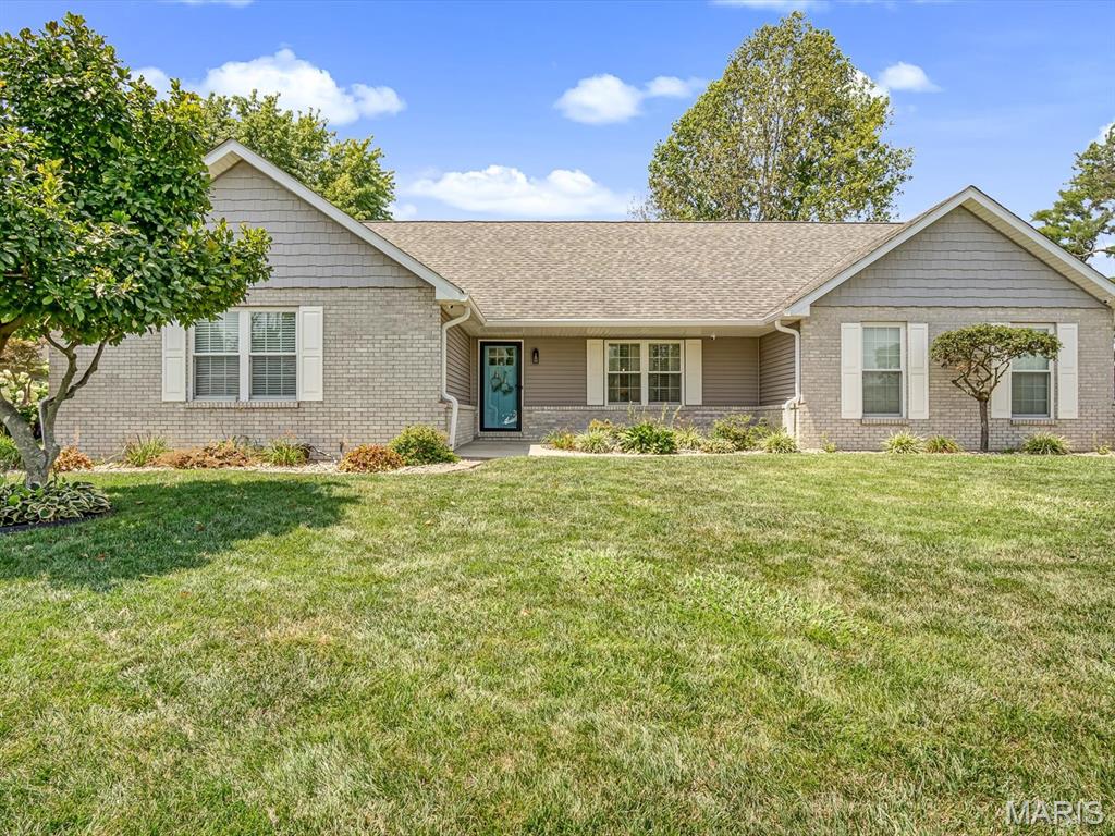 1st image of 113 Suburban Dr, Smithton, IL 62285 | MLS# MIS26048268