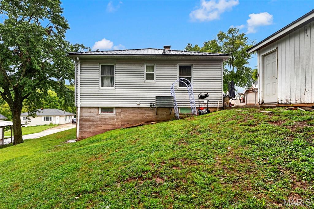 2nd image of 205 Locust St, Washington, MO 63090 | MLS# MIS26048277