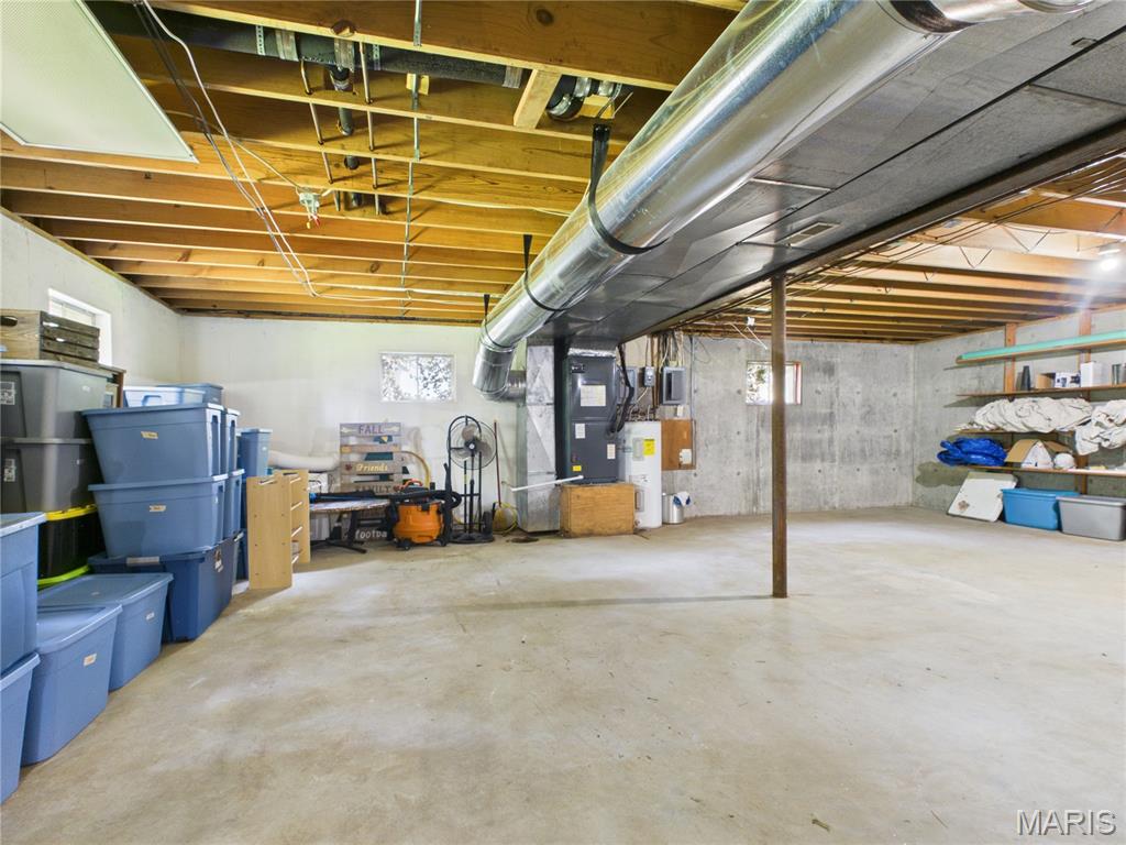 43rd image of 2035 Woodhaven Rd, Poplar Bluff, MO 63901 | MLS# MIS26048303